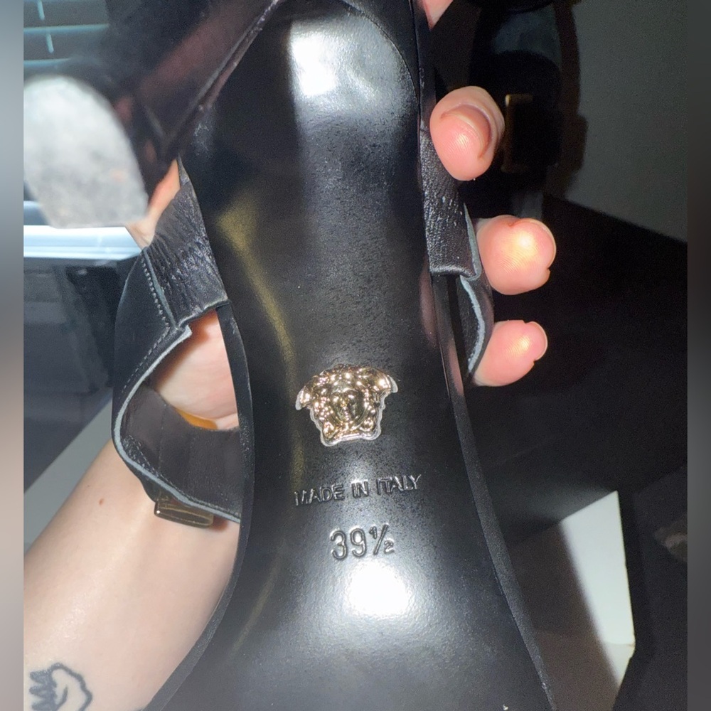 Versace stilettos - Picture 9 of 13